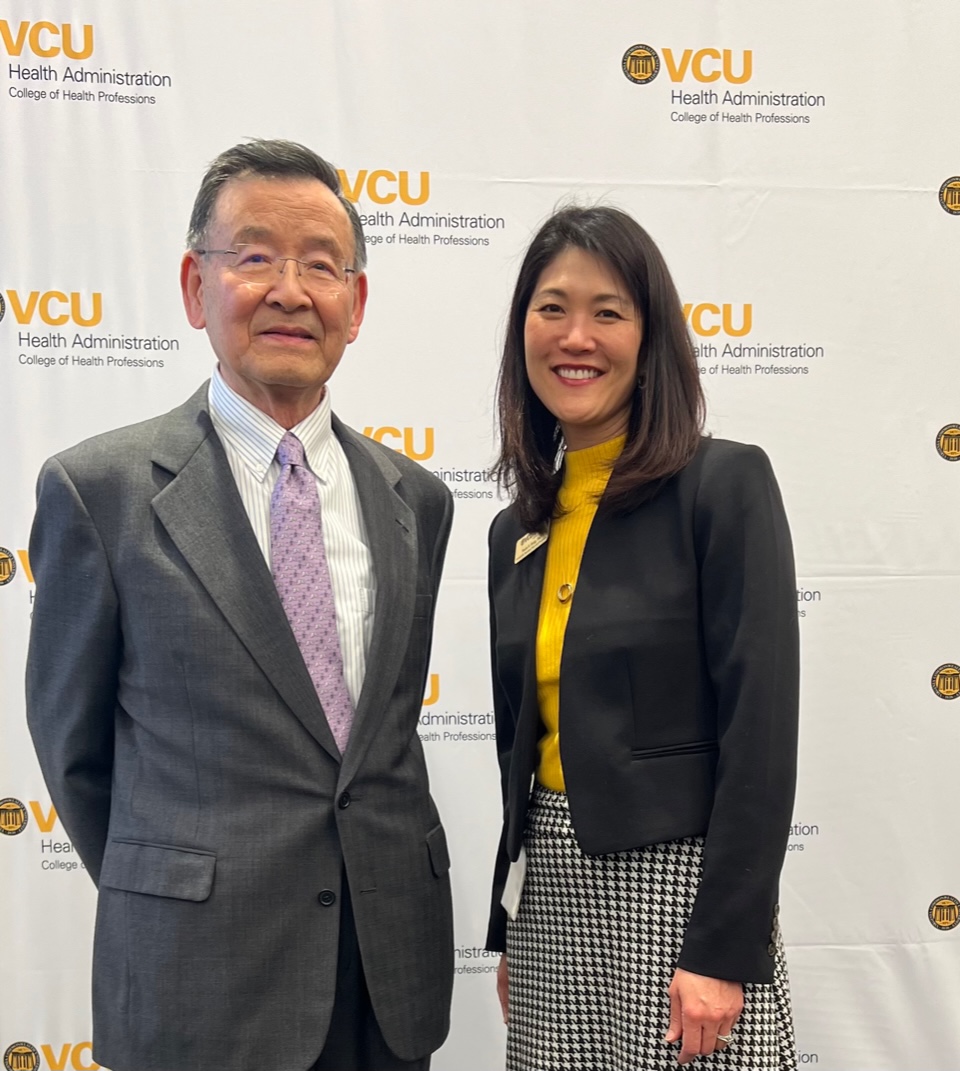 Thomas Wan, Ph.D. with VCU Health Administration chair Paula Song, Ph.D.